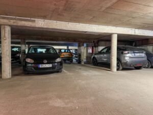 Tiefgaragenstellplatz