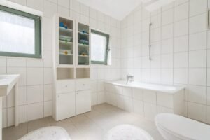 Badezimmer EG Hinterhaus